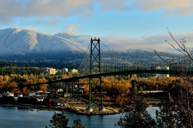 Buildings & City: Northshore With Lions Gate Bridge, Desktop ...