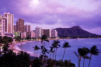 Desktop Wallpapers » Natural Backgrounds » Waikiki Beach, Honolulu ...