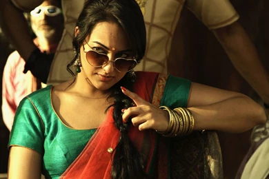 Sonakshi Sinha In Joker Wallpapers