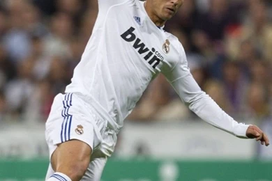 Download Cristiano Ronaldo Falling Wallpapers For iPhone 4
