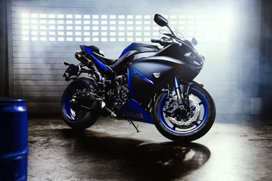 2015 Yamaha YZF R1 Wallpapers