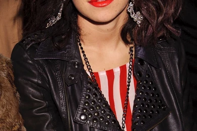 Marina And The Diamonds Mobile Wallpapers