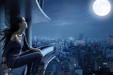 Girl On Balcony Looking At The Moon   3840x2160   4K 16/9 (Ultra ...