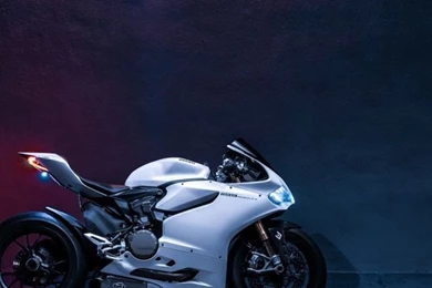 iPhone 4S, 4 Ducati Wallpapers HD, Desktop Backgrounds 640x960