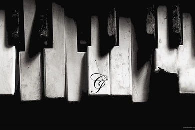 HD Broken Piano Keys Wallpapers
