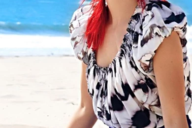 Hayley Williams Paramore 640x1136.jpg