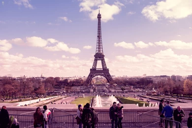Eiffel Tower In Pink Wallpapers And Images   Wallpapers, Pictures ...