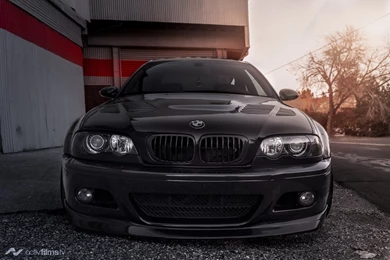 BMW E92 M3 And BMW E46 M3 Image 1.jpg