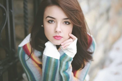 Potrait girl beautiful hd wallpapers fullscreen desktop cool images background.jpg