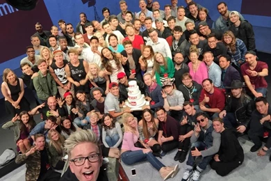 Lets Play… YOUTUBER I SPY! A Cake 4 Red Hats 5...   Fandoms Are My ...