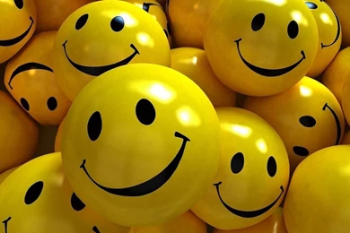 Download HD 3D Yellow Smile Balls Wallpapers