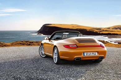 Porsche 911 Carrera 4 Cabriolet 2 Wallpapers