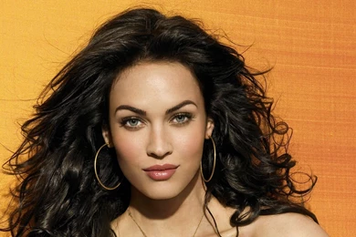 Megan Fox With Big Earrings Desktop Wallpapers 1402