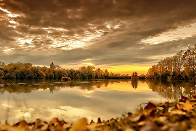 Download Wallpapers 1280x1024 Autumn, Lake, Sky, Gloomy, Cloudy ...