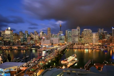 Spectacular View In Dubai City Wallpapers