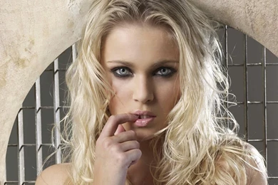 Beautiful Girl Wallpapers Hd