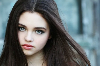 Download Wallpapers 1366x768 Girl, Long haired, Look, Pretty Laptop ...