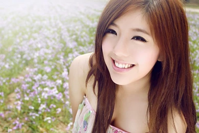 Download Wallpapers 2048x1152 Asian, Girl, Smile, Face HD HD Backgrounds