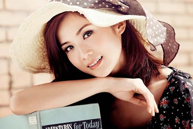 Beautiful Asian Girl Smile Hat Wallpaper.jpg