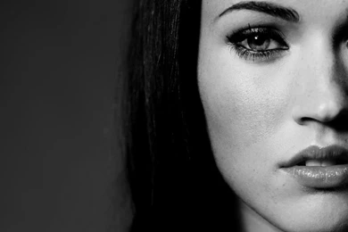 Megan Fox HD 1366x768