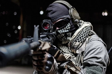 1366x768 Soldier Holding Rifle Desktop PC And Mac Wallpapers