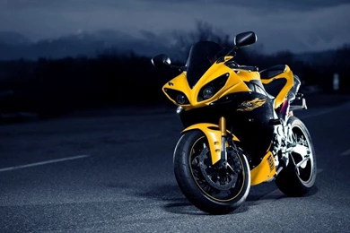 Yamaha YZF R1 Wallpapers 07
