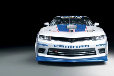 Download Chevrolet Camaro Z28 R Race Car Front Wallpapers For iPad 2
