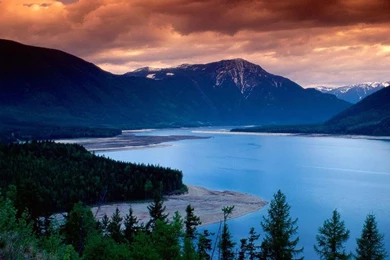 Free Wallpapers: High Resolution Wallpapers For Iphone 4