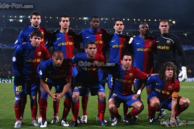 381511_futbol_barselona_komanda_pole_1680x1050_www.Gde Fon.com.jpg