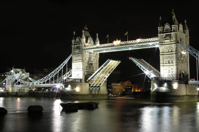 London Bridge Night Wallpapers