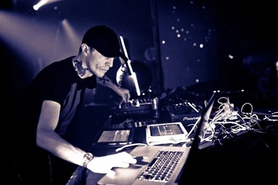 Download Deadmau5 Wallpapers 1366x768