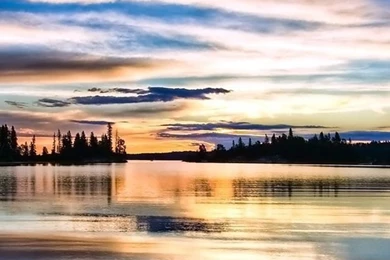 Lake Reflecting The Evening Sky iPhone 5s Wallpapers Download ...