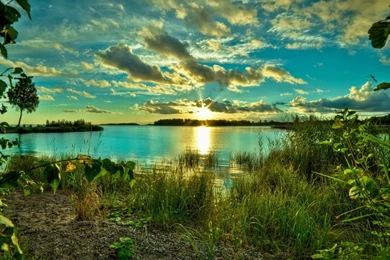 Sunrise Lake Wallpapers