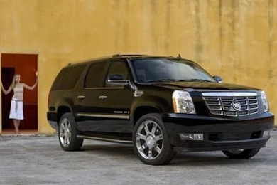 Cadillac escalade esv 2.jpg