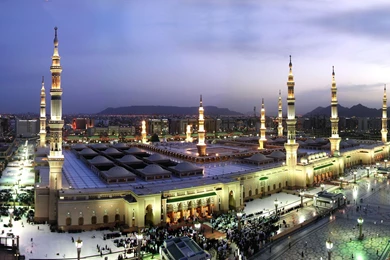 Al masjid_an nabawi_mosque_in_medina_saudi_arabia.jpg