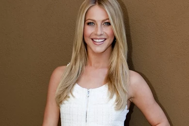 Julianne Hough Wallpapers