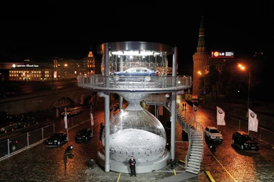 2009 BMW 7 Series   Hour Glass Red Square Moscow 2   1920x1440 ...