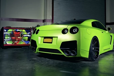 Download Nissan GTR Green Car Wallpapers In 1680x1050 Resolution
