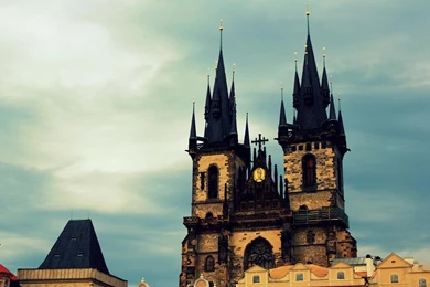 Prague Wallpaper HD.jpg
