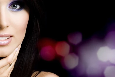 Cute Girl With Black Hair iPad 1 & 2 Wallpapers