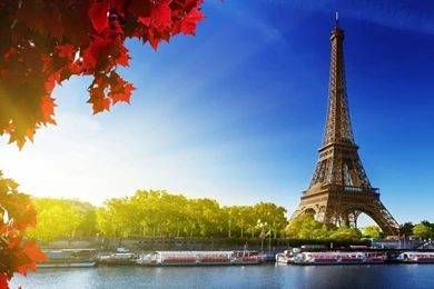 1024x768 Eiffel Tower Autumn Wallpapers