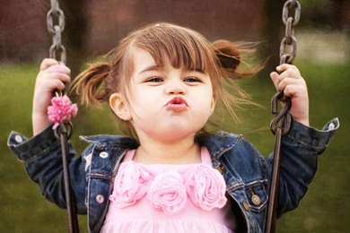 Cute Baby Girl Wallpapers Hd Picture