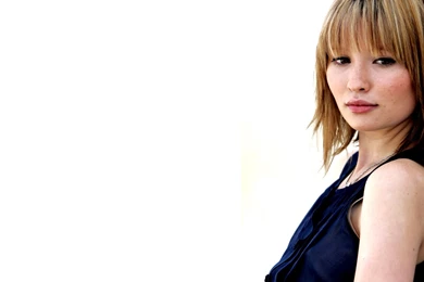 Emily Browning Wallpapers