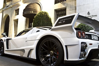 Dubai Race Car Wallpapers 1920x1080