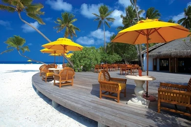 1366x768 Beach Restaurant Wallpapers