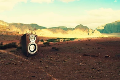 Lonely Speaker Wallpapers   Music Wallpapers