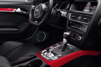 640x960 Audi RS5 Interior Iphone 4 Wallpapers