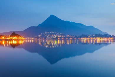 Lights In The City Reflecting In The Still Water Wallpapers   World ...