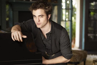 Robert Pattinson