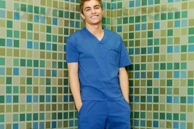 Dave franco deb18dd9b750fc8c4a032172265537aa large 11960.jpg